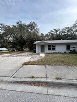 401 Myrtle St in Longwood, FL - Building Photo