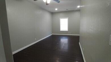 47 N Xanthus Ave in Tulsa, OK - Building Photo - Building Photo