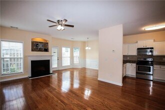 3801 Thayer Trace in Duluth, GA - Building Photo - Building Photo