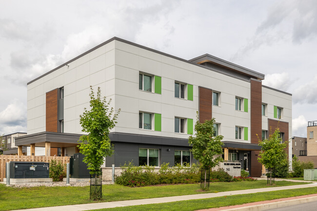 Veterans' House Canada in Ottawa, ON - Building Photo - Building Photo