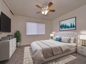 Park Hills Place in Sacramento, CA - Building Photo - Building Photo