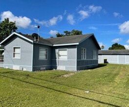 830 N Combee Rd in Lakeland, FL - Building Photo - Building Photo