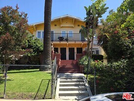 367 N Avenue 52 in Los Angeles, CA - Building Photo