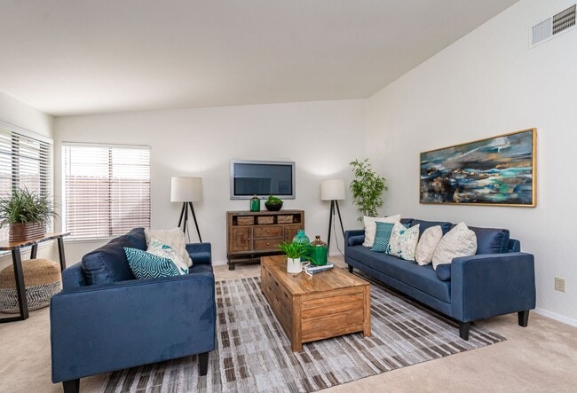 10 Morningsun Ct in Sacramento, CA - Building Photo - Building Photo