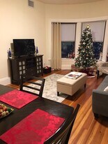 1463 Beacon St in Brookline, MA - Building Photo