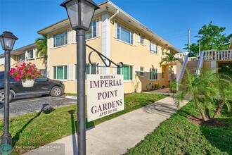 5720 NE 22nd Way in Fort Lauderdale, FL - Building Photo - Building Photo