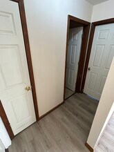 303 N 4th St in Auburn, IL - Building Photo - Building Photo