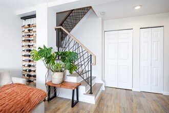 235 W Park Ave in Long Beach, NY - Building Photo - Building Photo