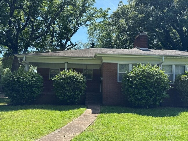 property at 2002 Weststone Dr