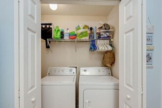 351 Linden Ln in Orange Park, FL - Building Photo - Building Photo