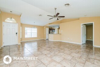 1641 Larkin Rd in Spring Hill, FL - Building Photo - Building Photo