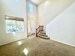 1776 Farnham Ave in Woodland, CA - Building Photo - Building Photo