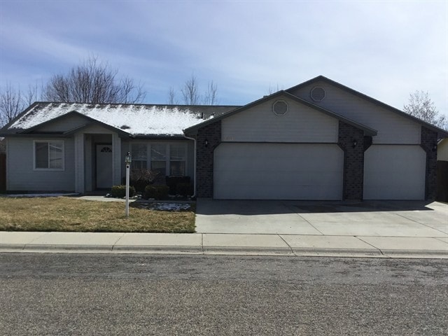 1057 W Eider Dr