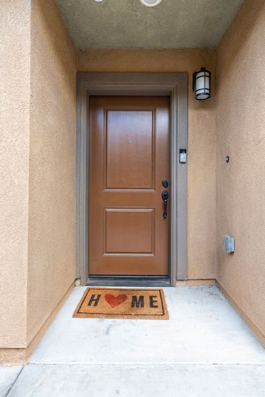 12746 Watt Ln in Los Angeles, CA - Building Photo - Building Photo