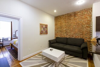 237 Northampton St, Unit 1 in Boston, MA - Building Photo - Building Photo