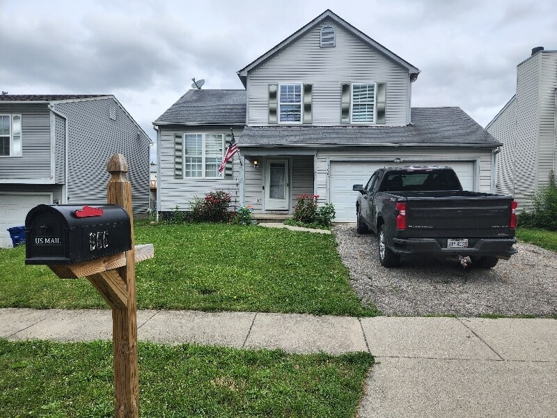 966 Robmeyer Dr in Columbus, OH - Foto de edificio