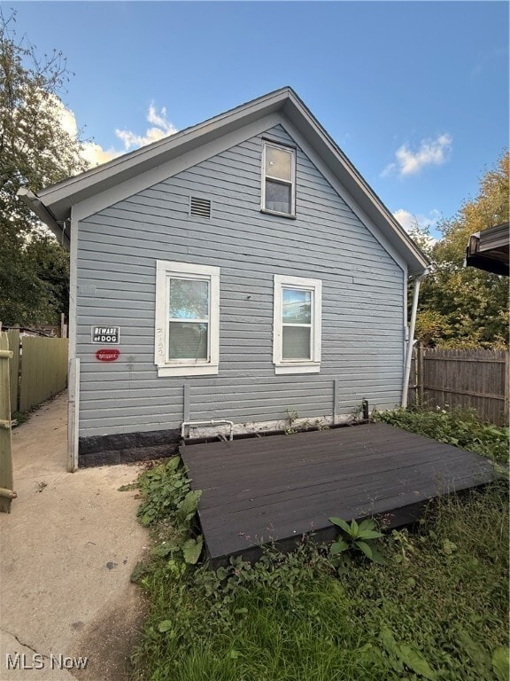 property at 3152 W 46th St