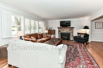 3061 N Oakland St in Arlington, VA - Building Photo - Building Photo