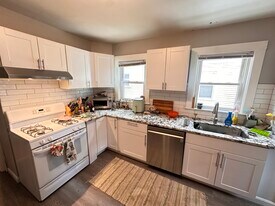 78 Fellsway W, Unit R1 in Somerville, MA - Building Photo