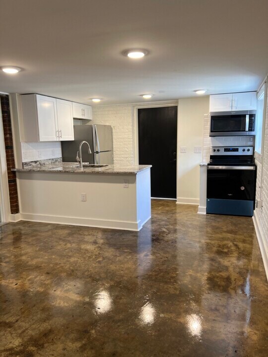 726 Mountain Rd in Halifax, VA - Building Photo