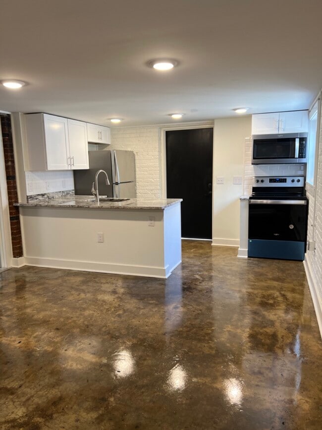 property at 726 Mountain Rd