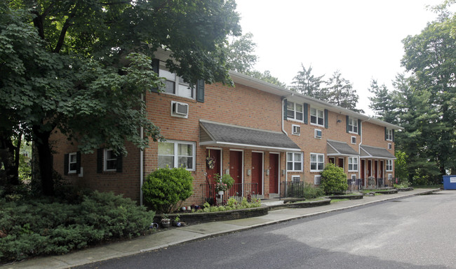 25 W Linden Ave in Collingswood, NJ - Building Photo - Building Photo