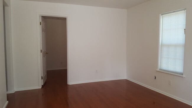 property at 306 W Seneca St