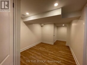 954 Timmins Gardens in Pickering, ON - Building Photo - Building Photo