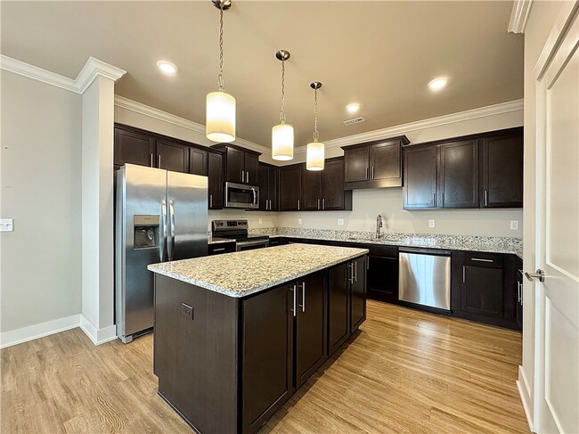 property at 707 NE Hts Ln