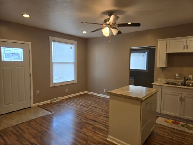 633 Bessemer Ave in Lyndora, PA - Building Photo - Building Photo