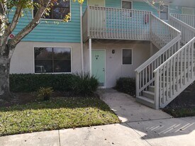 650 W Pope Rd, Unit 223