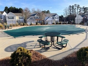 940 Prestwyck Ct in Alpharetta, GA - Building Photo - Building Photo