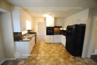 230 Meadowood Ct in Roswell, GA - Building Photo - Building Photo