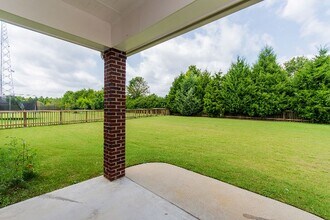 9500 Helmsley Cir in Montgomery, AL - Foto de edificio - Building Photo