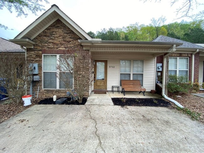 property at 5732 Colony Ln