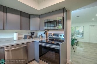 19 NE 16th St in Fort Lauderdale, FL - Building Photo - Building Photo