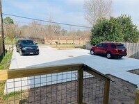 4622 Haywood St photo'