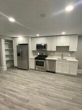 190 Kelton, Unit B in Boston, MA - Foto de edificio - Building Photo