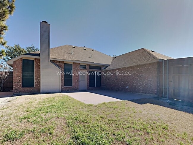 8401 Greenfield Dr in Frisco, TX - Building Photo - Building Photo