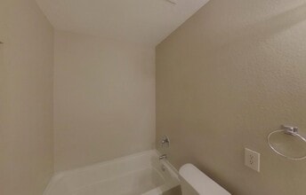 1432 Lauren Dr in Burleson, TX - Building Photo - Building Photo