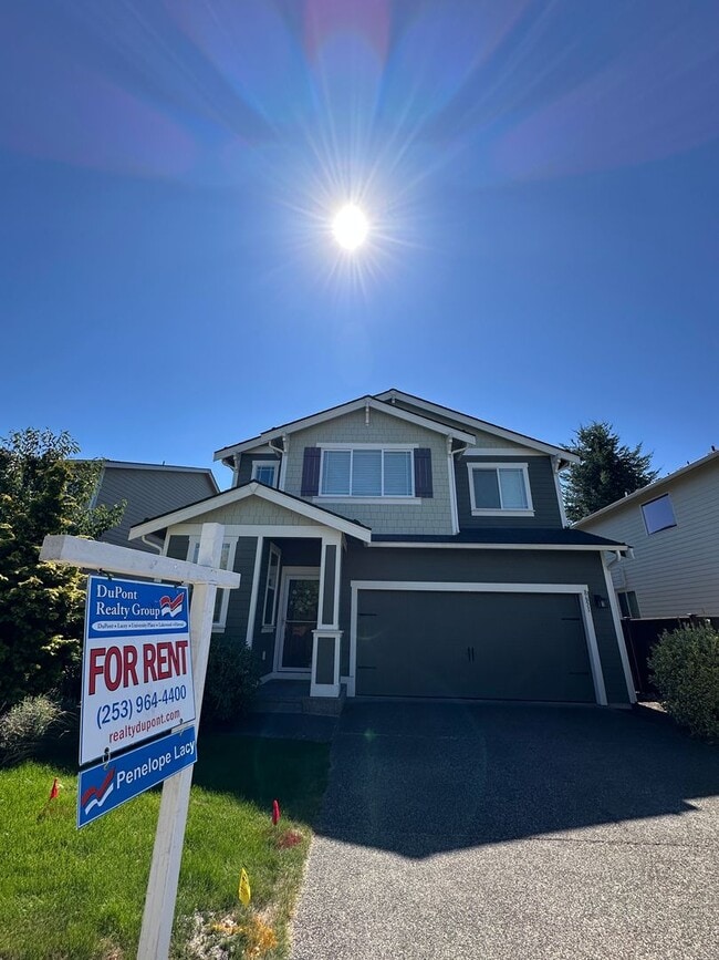 property at 8651 Spartacus St NE