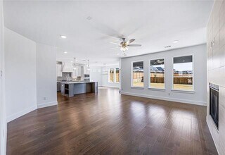 7129 Aves St in Fort Worth, TX - Building Photo - Building Photo