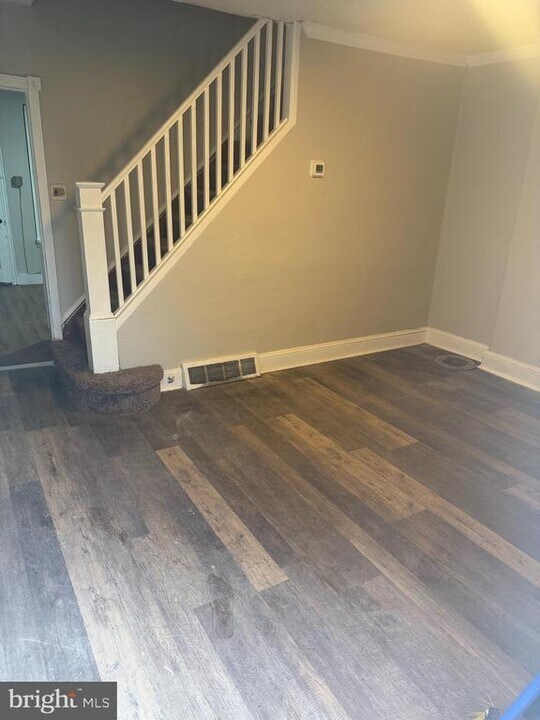 879 Cherry St in Norristown, PA - Building Photo