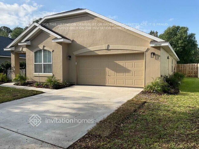 14745 Falling Waters Dr in Jacksonville, FL - Building Photo - Building Photo