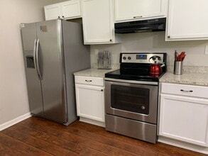 1704 Horseshoe Dr, Unit A - Single Family Home in Alexandria, LA - Building Photo - Building Photo