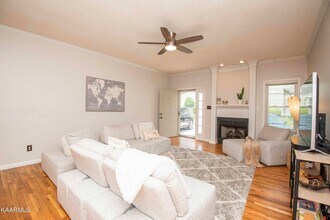 1728 Stone Hedge Dr in Knoxville, TN - Building Photo - Building Photo