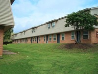 Woodside Village in Palestine, TX - Foto de edificio - Building Photo