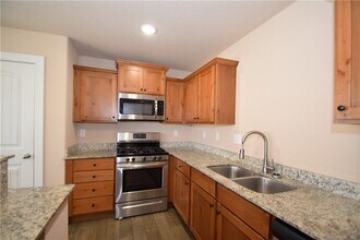 1572 Sandpiper St in Centerton, AR - Building Photo - Building Photo