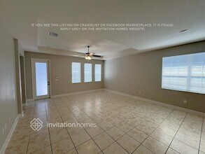 16009 Loneoak View Dr in Fish Hawk, FL - Building Photo - Building Photo