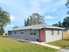 359 50th Ave N in St. Petersburg, FL - Building Photo - Building Photo